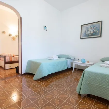 Goccia D'oro Torre Suda